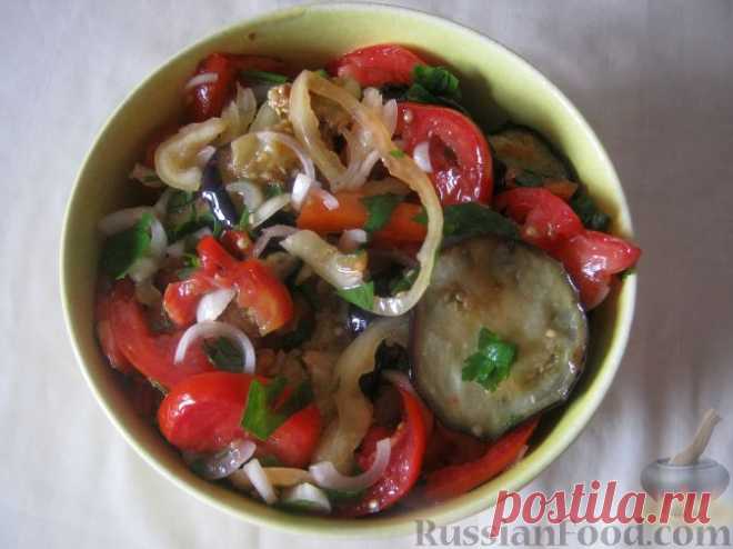Рецепт: Салат из баклажанов и помидоров со сладким перцем на RussianFood.com