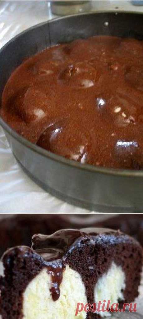 Шоколадный пирог с творожными шариками
