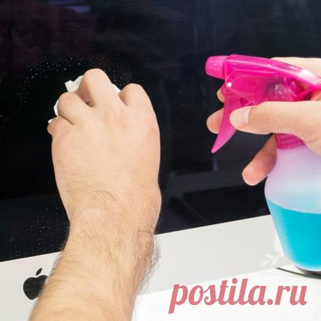 Она смочила ватку в «Листерине» и нанесла его на область подмышек. Эффект оказался потрясающим!