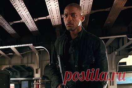 Уилл Смит рассказал о работе над второй частью фильма «Я — легенда». Американский актер и режиссер Уилл Смит рассказал о работе над второй частью фильма «Я — легенда». Артист отметил, что планирует связаться по телефону со своим коллегой, актером Майклом Б. Джорданом, который тоже примет участие в сиквеле, а также признался, что совсем недавно получил сценарий картины «Я — легенда 2».