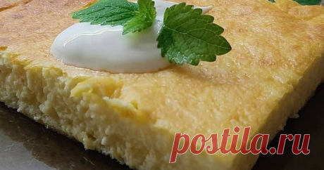 Пышная творожная запеканка с манкой в духовке - Вкусные идеи Пышная творожная запеканка с манкой в духовке — очень вкусное и простое блюдо на завтрак. Наверняка каждая мама знает, как сложно бывает порой накормить