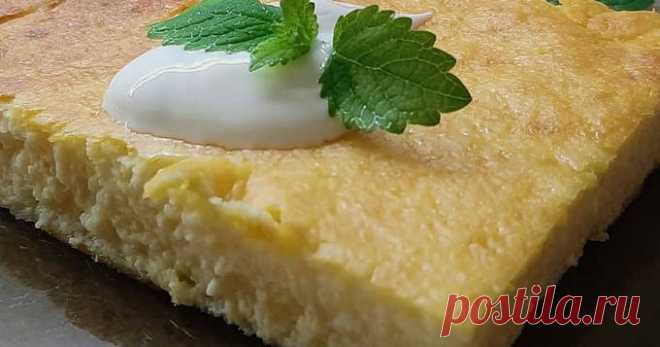 Пышная творожная запеканка с манкой в духовке - Вкусные идеи Пышная творожная запеканка с манкой в духовке — очень вкусное и простое блюдо на завтрак. Наверняка каждая мама знает, как сложно бывает порой накормить