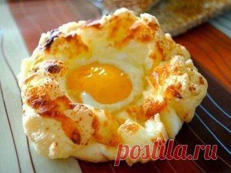 Яичные гнёзда на завтрак