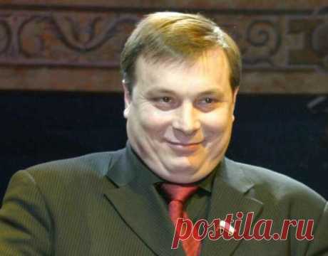 «Лег и проспал на них всю ночь»: как Разин использовал деньги «Ласкового мая» в качестве матраса Последние новости шоу-бизнеса России и мира, биографии звезд, гороскопы - Вешкаймские вести