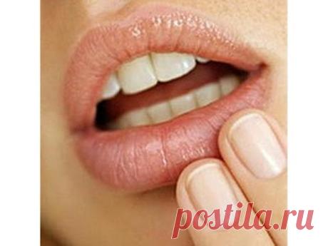 Увеличение губ в домашних условиях