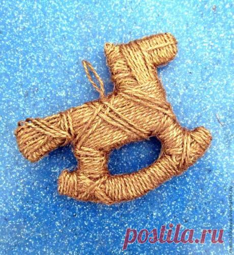 Ёлочные игрушки из шпагата.