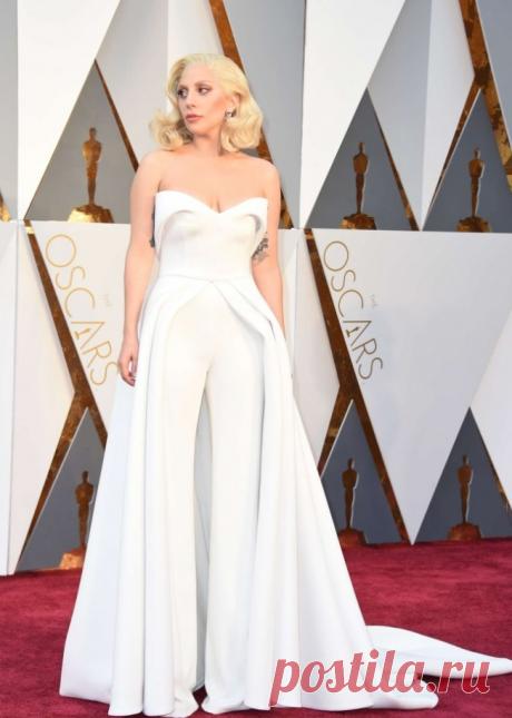Певица Леди Гага (Lady Gaga) на церемонии Oscar 2016