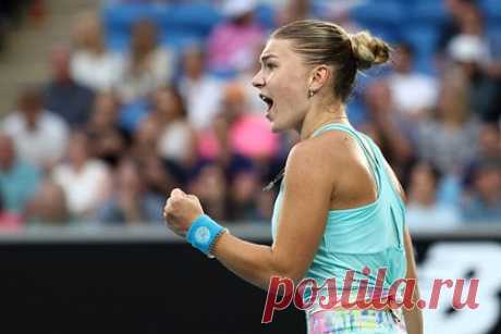 170-я ракетка мира из России выбила с Australian Open соперницу из топ-12. Российская теннисистка Мария Тимофеева обыграла бразильянку Беатрис Хаддад-Майя в матче третьего круга Australian Open и выбила соперницу с турнира. Встреча прошла в пятницу, 19 января, и продлилась два сета. 20-летняя россиянка одержала победу со счетом 7:6, 6:3. Спортсменки провели на корте 2 часа и 9 минут.