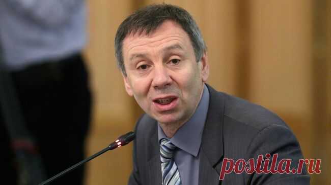 Минюст внес политолога Маркова* в реестр иноагентов