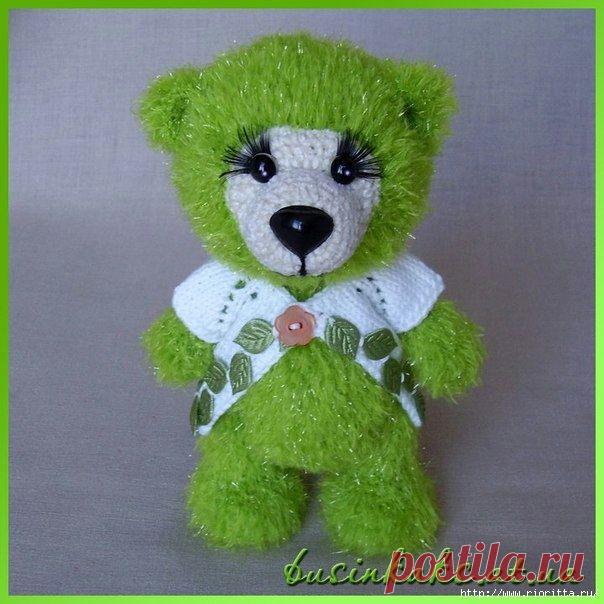 вязаный медвежонок