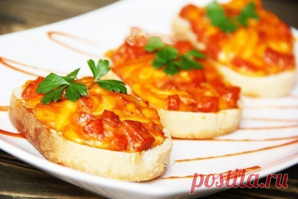Горячие бутерброды с колбасой, сыром и яйцом / Карнавал рукоделия