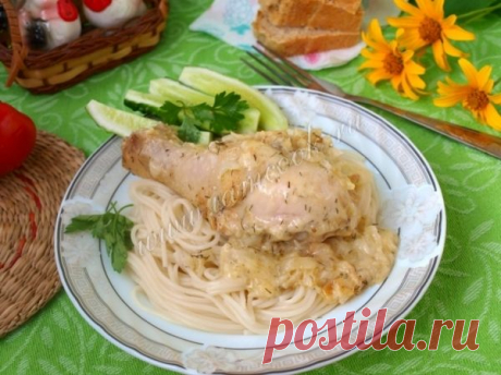 Курица в сметанном соусе, рецепт с фото. Как потушить куриные голени в сметане?