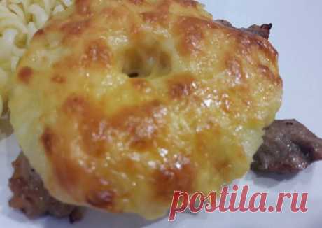 Мясо под ананасом и сырной корочкой Автор рецепта Марина Мартыненко - Cookpad