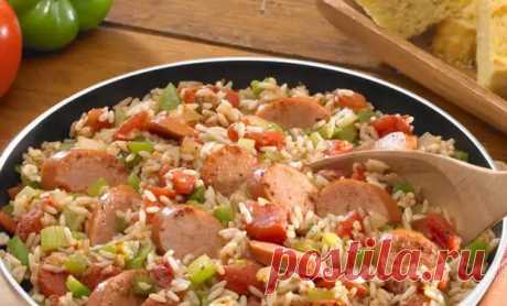 Добавляем в рис сосиски и мясо: готовим вместо плова - Steak Lovers - 4 октября - 43832507235 - Медиаплатформа МирТесен