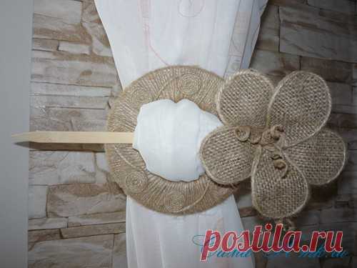 Подхваты для штор из старых CD дисков и шпагата своими руками