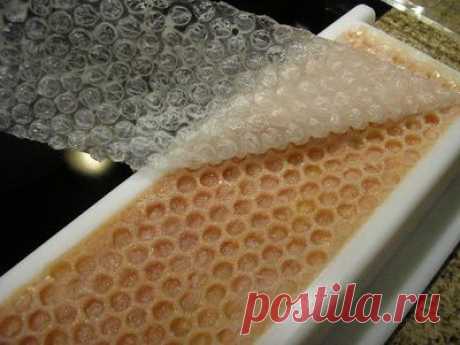 Making Soap with Beeswax and Honey