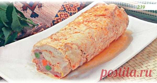 Куриный рулет с мясным фаршем и овощами. Встречаем гостей
