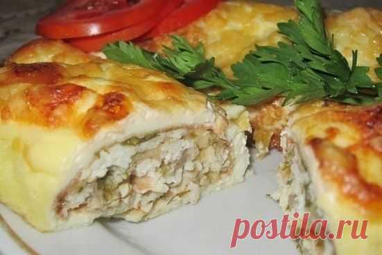 Кулинарное искусство | ВКонтакте

Яичные блинчики с курицей и грибами

Сегодня приготовила эту вкуснятину, и решила сразу поделиться с вами, поварята! А знаете, в чём огромный плюс этого рецепта? Курицу для начинки предварительно ни обжаривать, ни варить не надо! Здесь всё легко! А в итоге получаются сочные блинчики с насыщенным вкусом! Пишу, аж слюнки текут.