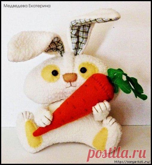 Шьем игрушку зайца