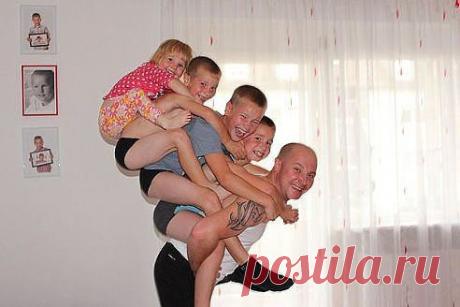 Своя ноша не тянет ))   Вот оно - семейное счастье!!!