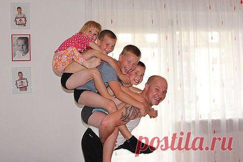 Своя ноша не тянет ))   Вот оно - семейное счастье!!!