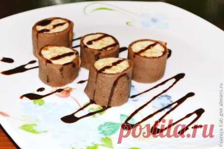 Шоколадные блины-роллы с бананами