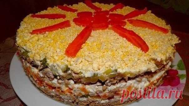 Обалденный слоеный салатик с нежной печенкой Очень вкусно!
