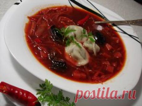 Постный борщ с грибами, черносливом и грибными ушками. Тест-драйв VITEK. Рецепт c фото, мы подскажем, как приготовить!