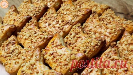 Вкусное ПЕЧЕНЬЕ на СМЕТАНЕ! Простой и быстрый рецепт печенья Печенье на сметане отлично подойдет для детей, на пикник, на званое чаепитие или когда гости на пороге. Всегда получается вкусным и мягким, а готовить его легко и просто.Состав на 27 штук:сметана - 100 г сахар - 70 г ванил.сахар -1 пакетик сливоч.масло холодное - 70 г мука -250 г...