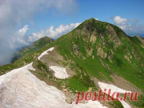 Что посетить на Западном Кавказе? Красная Поляна, гора Ачишхо