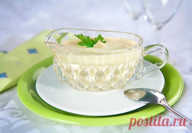 Соус со сметаной и чесноком - пошаговый кулинарный рецепт на Повар.ру