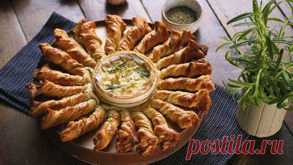 Baked Camembert With Pancetta Breadstick Twists ~ Recipe Recipe with video instructions: Baked Camembert is a super popular sharing dish, add in our awesome pancetta pastry dippers and you've got a winner!  Ingredients: 2 packs pre-rolled puff pastry , 2 tbsp English mustard , 30 thin slices of pancetta (15 slices split down the middle), 1 whole camembert, Few sprigs fresh rosemary sprigs, 1 garlic clove, peeled and sliced, 1 tsp olive oil, Egg wash, Freshly ground black pepper