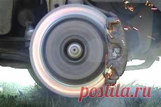 Что случается, когда стираются колодки. Видео