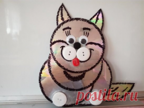 кот из дисков