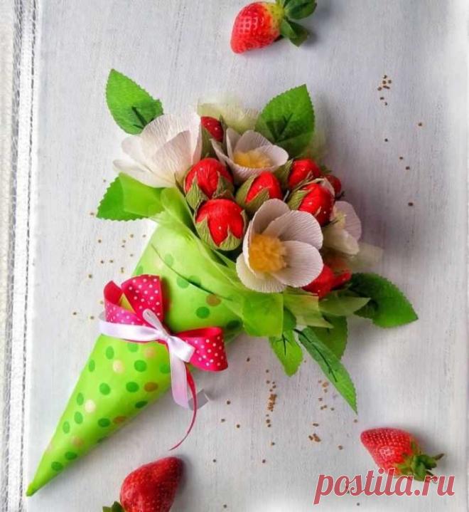 Поделки из конфет (120 фото): инструкция + мастер-класс с пошаговым руководством и видео-уроком