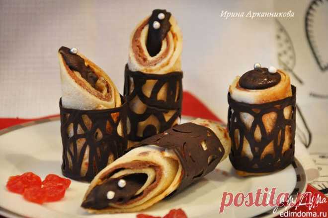БЛИНЫ С МОЛОЧНОЙ НАЧИНКОЙ В ШОКОЛАДНЫХ КОЛЬЦАХ.