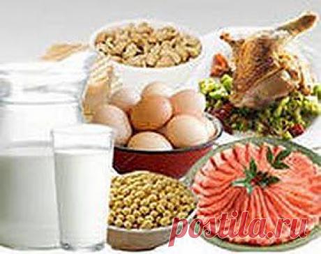 Диета при туберкулезе | Друг пенсионера
Лечебное питание больных туберкулезом составляют с уче­том характера и степени поражения органа, общего состояния организма, осложнений со стороны других органов. Значитель­ного успеха в лечении больного можно достигнуть сбаланси­рованным питанием.