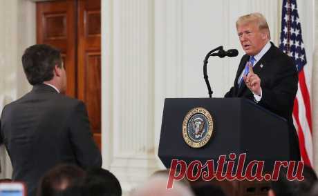 Трамп назвал уволившегося журналиста CNN «капитальным лузером». Президент США Дональд Трамп назвал уволившегося журналиста CNN Джима Акосту «капитальным лузером».