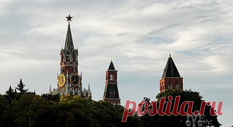 В США назвали ловушку России для Вашингтона. Профессор Техасского университета, историк Джереми Сури назвал ловушку России для Вашингтона. Сури обратил внимание на то, что Россия активизировали торговые, экономические и военные связи с Кубой. В частности, российские чиновники регулярно посещают эту страну, Россия поставляет Кубе нефть и промышленные товары.