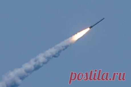 Горит и плавится железо. ВС России бомбят аэродром ВСУ в Староконстантинове. Аэродром ВСУ в Староконстантинове ракеты и дроны «утюжат» каждые три дня.