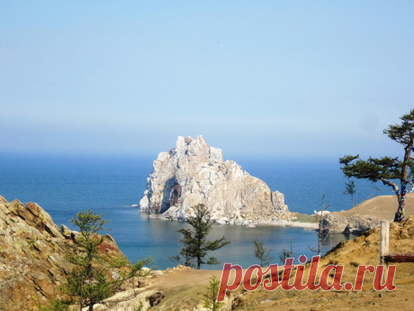 Байкал. Скала &quot;Шаманка&quot;