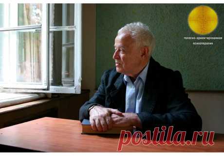 3 СЕКСУАЛЬНЫХ РАССТРОЙСТВА ЖЕНЩИН.
Известный психотерапевт Михаил Литвак раскрыл секрет, где искать мужа, почему под него нельзя подстраиваться и чем опасен мужчина, который не может без вас жить.
Брачная статистика в последнее время выглядит как социальная катастрофа: число разводов практически сравнялось с числом браков. По убеждению психологов, это происходит, главным образом потому, что многие люди женятся по самым различным нелепым причинам, кроме одной истинной — что...