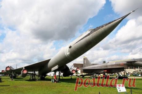 NI вспомнил о советском межконтинентальном гидроплане М-70 В разгар холодной войны в СССР спроектировали сверхзвуковой гидроплан межконтинентального класса. Заправляться он должен был от подлодок. Реализации проекта помешала баллистическая ракета