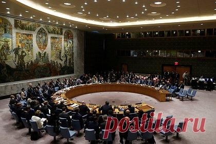 Израиль призвал ООН сесть на скамью подсудимых в Гааге. ООН должна сидеть на скамье подсудимых в Гаагском суде, заявил постпред Израиля Гилад Эрдан. Именно ООН должна сидеть на процессе в Гааге за то, что закрыла глаза, выступив соучастником сооружения террористических тоннелей в Газе, использования международной помощи для производства ракет», — сказал он.