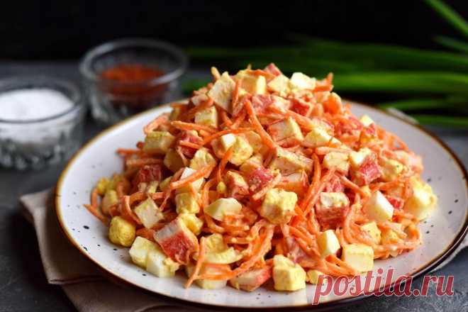 Салат с крабовыми палочками и морковью по-корейски