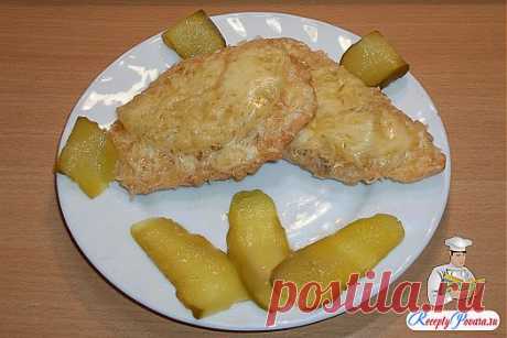 Куриные отбивные с ананасом

Ингредиенты:Ингредиенты:
куриное филе 2 шт.
ананас 2 шайбы
твердый сыр 100 г.
яйца 2шт.
мука для панировки
соль по вкусу
черный молотый перец по вкусу
подсолнечное масло для жарки