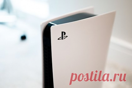 В Sony назвали преимущества консолей над ПК. Вице-президент Sony Interactive Entertainment Хидеаки Нисино перечислил преимущества гейминга на консолях. По словам Нисино, в первую очередь при покупке PlayStation пользователь получает устройство, к которому не нужно ничего дополнительно приобретать. Также, по его словам, играть на консолях выгоднее, чем на ПК.