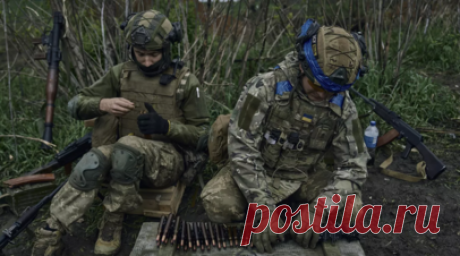 Бывший сотрудник ЦРУ Джонсон: ВС Украины попали в западню под Авдеевкой. Экс-сотрудник ЦРУ Ларри Джонсон заявил, что ВСУ могли оказаться в западне под Авдеевкой из-за манёвра Вооружённых сил России. Читать далее