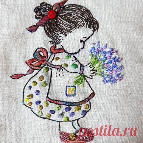 지동쌤 패키지 완성 너무 구엽죠. 계속 눈팅만 하다~ 결국내손에^^ #소녀 #지동쌤패키지 #니들케이스 #프랑스자수 #보라색꽃  14D Welcome back to Instagram. Sign in to check out what your friends, family & interests have been capturing & sharing around the world.