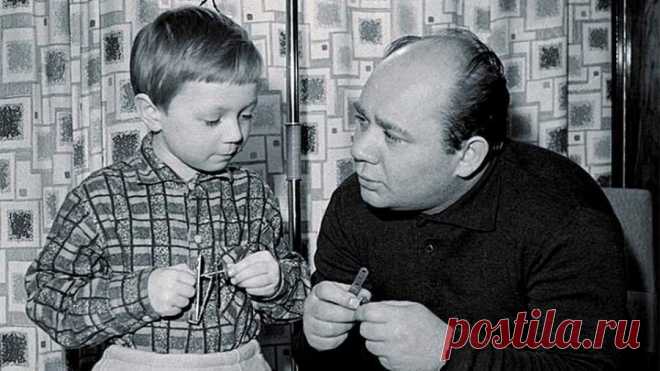 30 семейных снимков советских знаменитостей, в которых столько ностальгии » Стартовая страница - все самое интересное в Интернете на одном сайте.